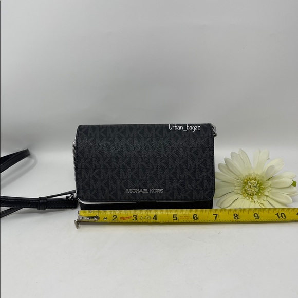 Michael Kors JST Medium MF Crossbody - Picture 2 of 8